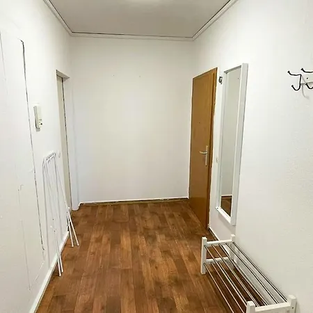 Cosy Flat With Tv & Wlan In Halle Appartement *