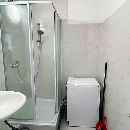 Cosy Flat With Tv & Wlan In Halle Angersdorf